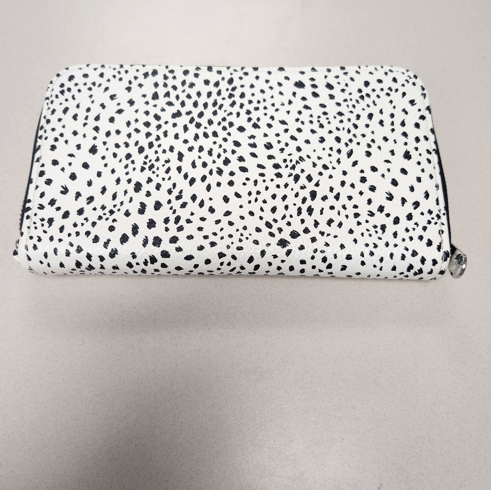 Thirty one wallet